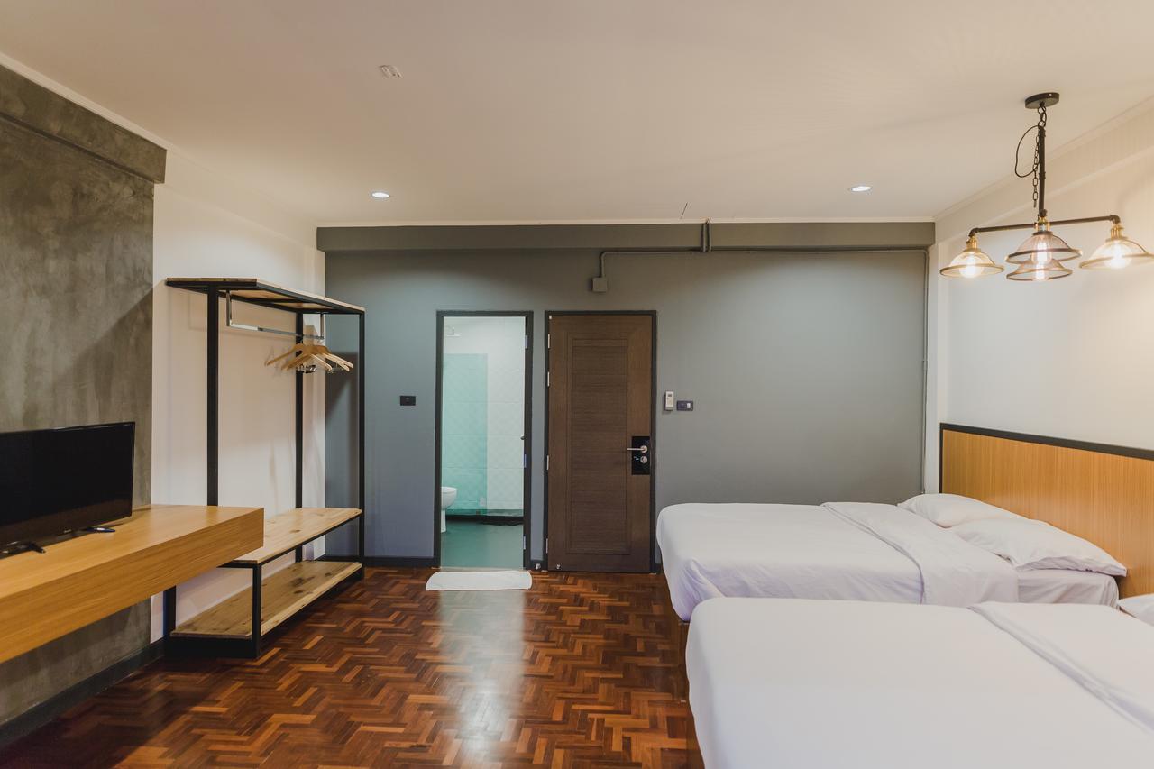 No.9 Hostel & Cafe チエンマイ エクステリア 写真